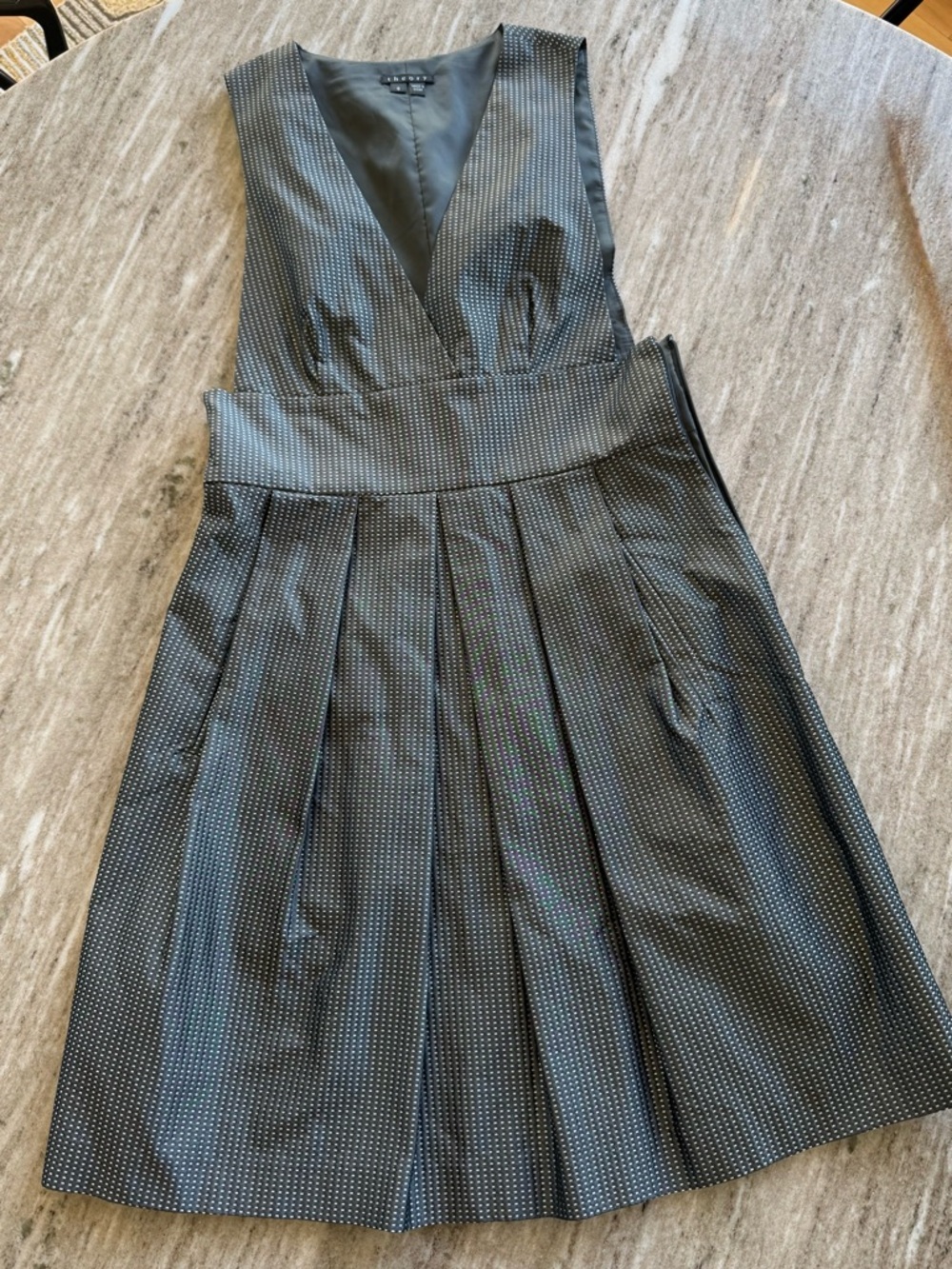 Theory Deanne Dress Womens Size 6 Black Metallic Pleated Fit & Flare V-Neck